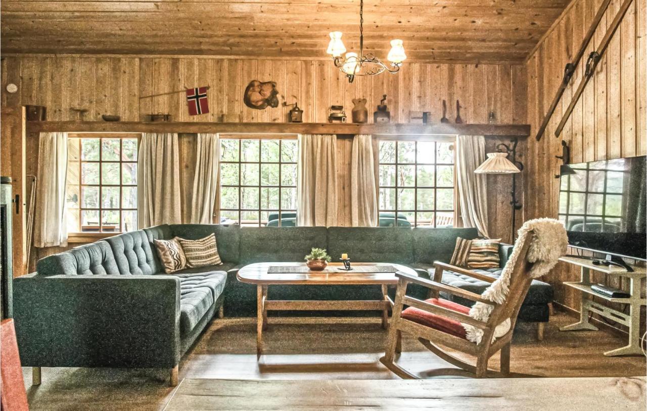 Awesome Home In Tynset With House A Mountain View Extérieur photo